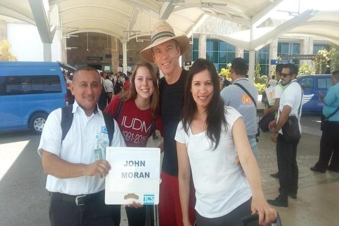 Private Round Transfer Airport-Cancun Hotel Zone - Airport - Who Gets the Best Value for $115?