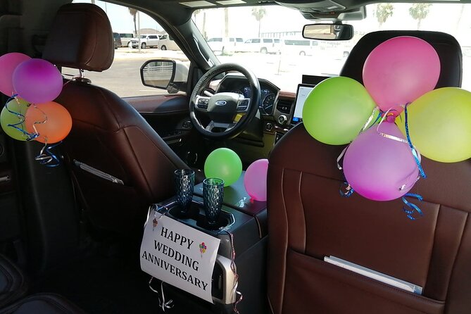 Private RoundTrip from Airport to Hotels to Cabo San Lucas Zone 3 - A friendly introduction to Cabo