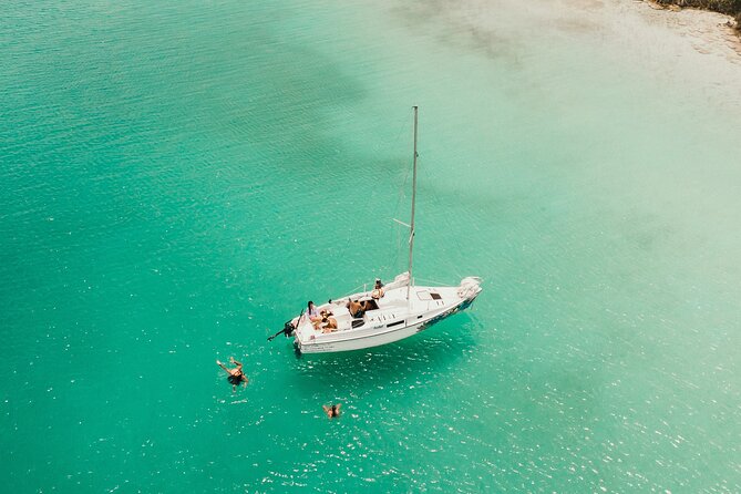 Private sailing tour of Bacalar Lagoon - Swimming and stopping at the Pirate Canal