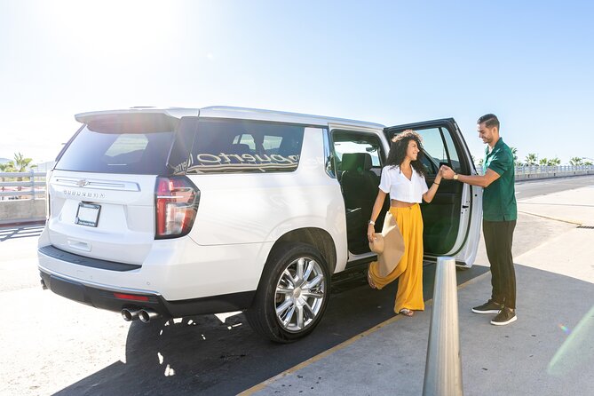 Private SUV Round-Trip from Airport to Hotels in Cabo San Lucas - The SUV ride to Cabo San Lucas