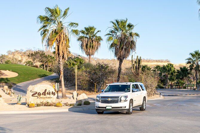 Private SUV Round-Trip from Airport to Hotels in Puerto Los Cabos - From SJD Airport to Puerto Los Cabos