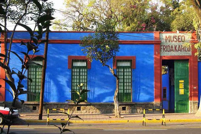 Private Tour: Xochimilco, Coyoacan and Frida Kahlo Museum - Why this private tour works in a difficult city