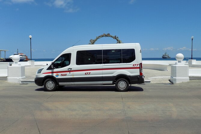 Private Transfer between Cozumel Airport or Ferry, and Hotels - Choosing Between a Sedan and a Van