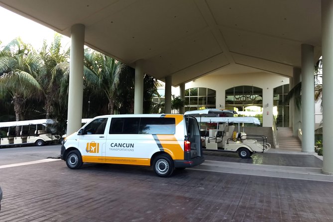Private Transfer from Cancun Airport to Playa del Carmen - Hotel and Condo Drop-Off in Playa del Carmen