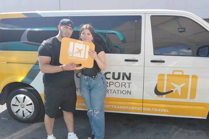 Private Transfer from Cancun Airport to Playa Mujeres - The main risk: delayed baggage and communication