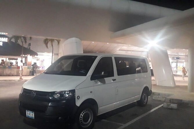 Private transportation from CUN Airport to Cancun Hotel Zone - Timing: fast when the handoff works