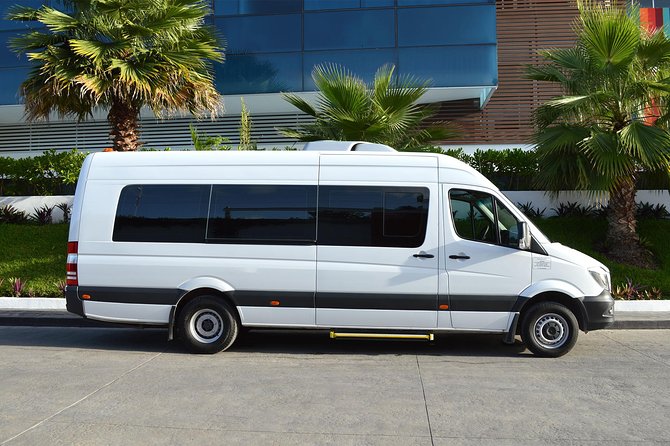 Private Transportation International Airport to Cancun - Leaving Cancun Airport without the taxi scramble