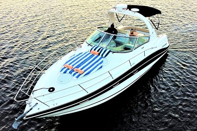Private yacht charter for cruising & snorkeling in Cabo San Lucas - Snorkeling at Pelican Rock