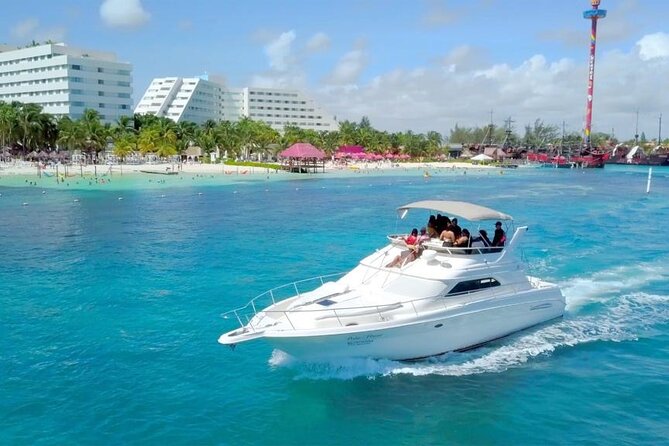 Private Yacht Rental Sea Ray 46ft Cancun 23P3 - Reaching Isla Mujeres and Playa Norte