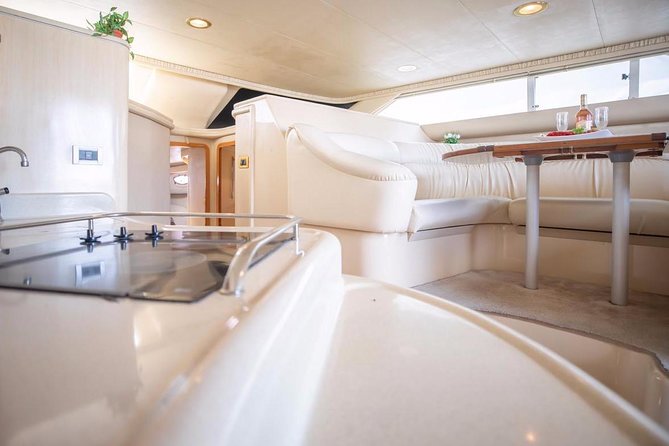 Private Yacht Rental Sea Ray 46ft Cancun 23P3 - The crew earns high marks, with one serious warning