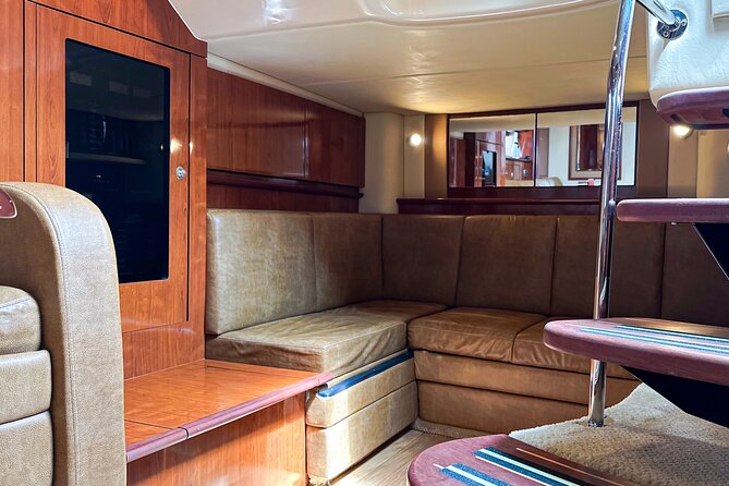 Private Yacht Sea Ray all-inclusive charter in Cabo - Pacific coast views and seasonal whale watching
