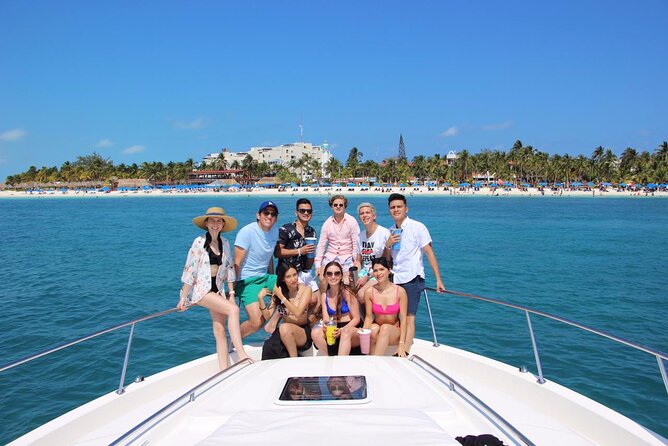 Private Yacht SEARAY SUNDANCER 60ft up to 20 pax 23P1 - Is $689.19 a good value?