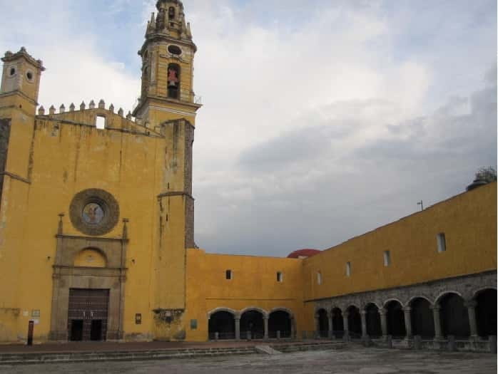 Puebla: Cholula Magical Town Tour by Double-Decker Bus - Mexican Baroque at Tonanzintla and Acatepec