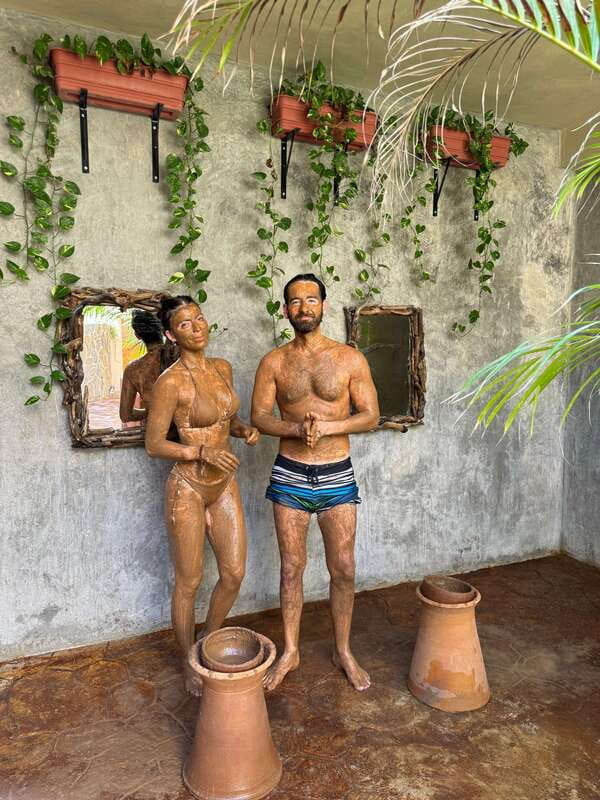 Puerto Escondido: Complete Temazcal Treatment - Entering the temazcal steam hut