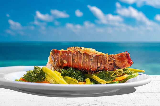 Puerto Morelos Reef Snorkeling Tour with Lunch & Hotel Pickup - Guides who make the water easier