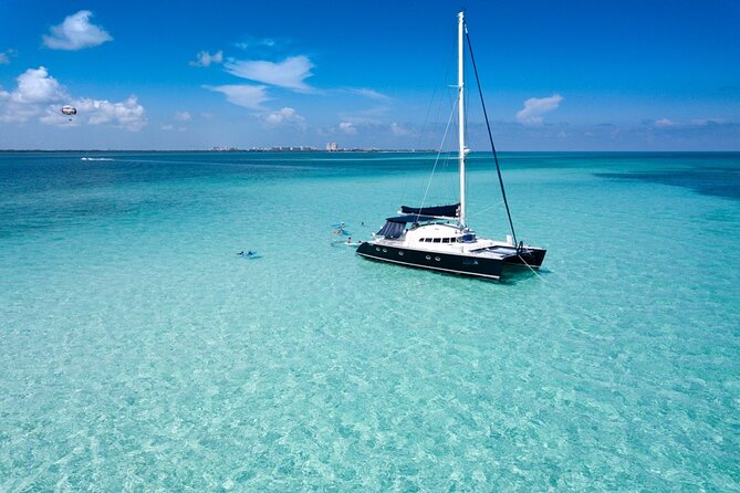 Puerto Morelos Secret Sandbar Catamaran Sail - The ride through Puerto Morelos National Park
