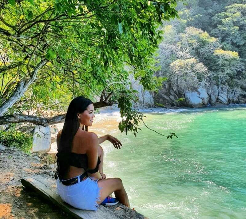 Puerto Vallarta: Full Day Hike to 6 Hidden Beaches & Snorkel - The water taxi gives you a memorable exit