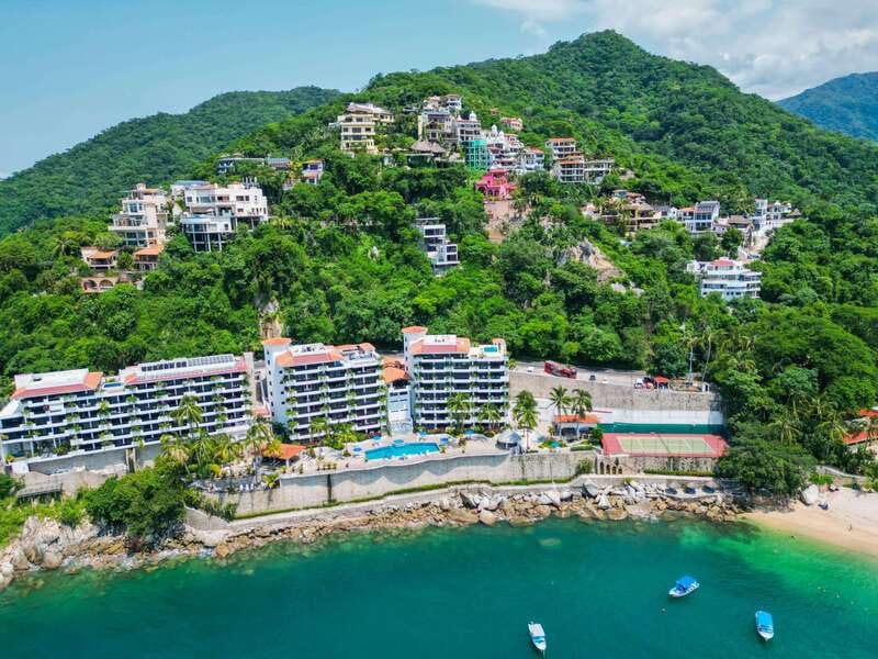 Puerto Vallarta: Hop-On-Hop-Off City Bus Tour - What the 20 stops actually offer