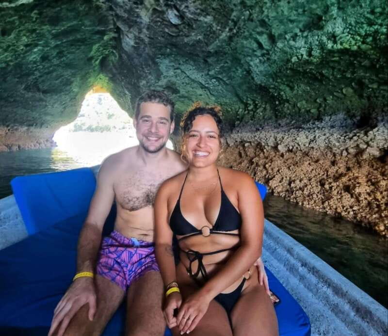 Puerto Vallarta: Los Arcos Islands Boat Tour and Snorkeling - How the small-group style affects the day