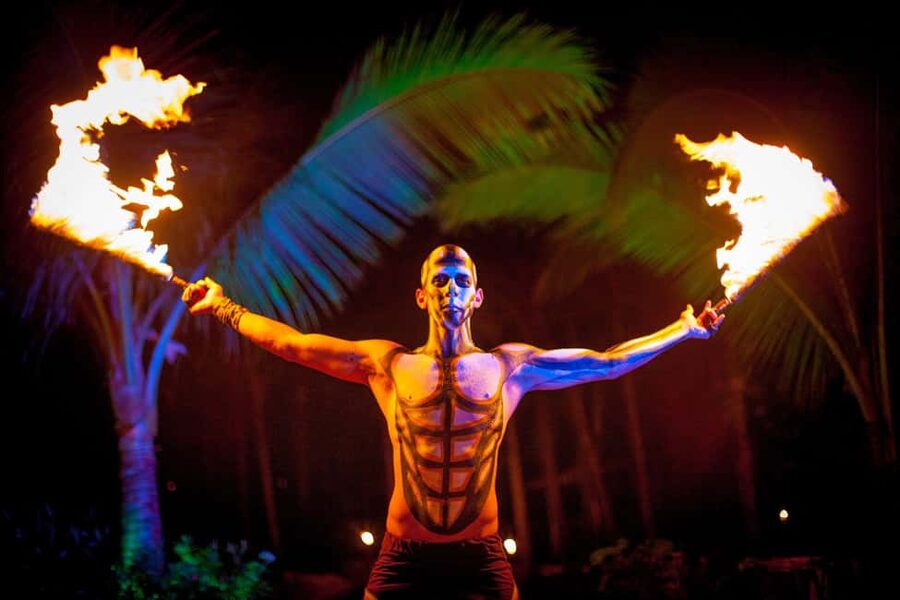 Puerto Vallarta Rhythms of the night, Show & Buffet dinner - The Five Suns Performance