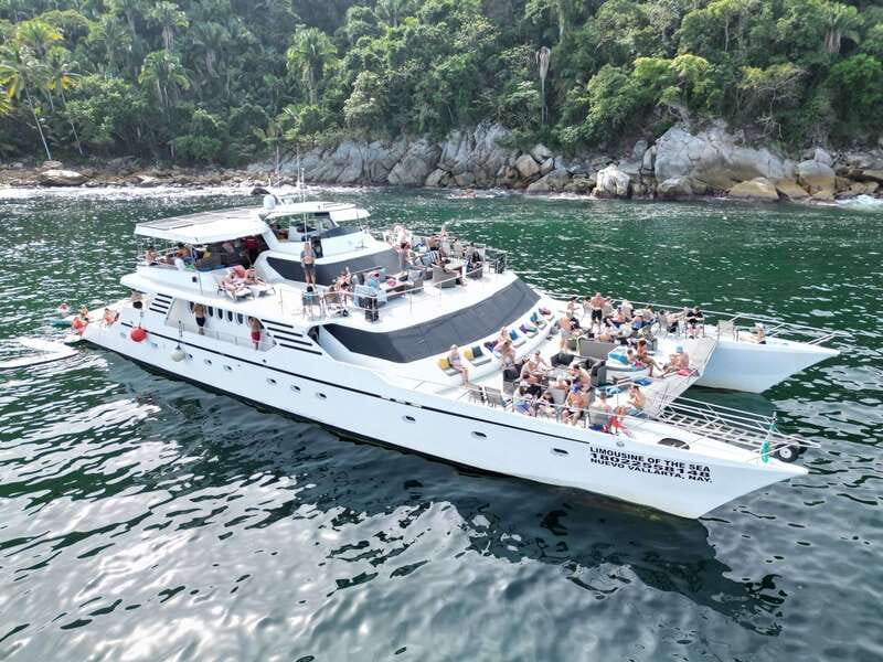 Puerto Vallarta: Yelapa Mega Yacht Cruise - Arriving at Yelapa and walking to the waterfall