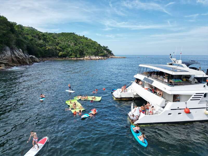 Puerto Vallarta: Yelapa Mega Yacht Cruise - The return cruise and final hours on the yacht