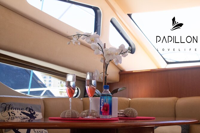 Pura Vida Yacht 42 FT with all inclusive service in Cabo - Stop two: Medano Beach and a flexible route