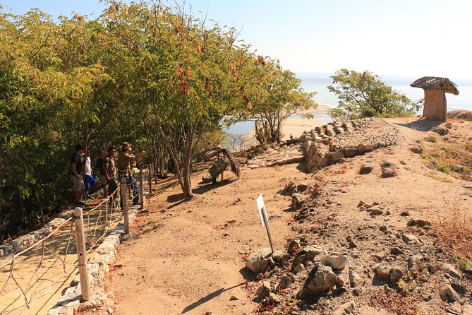 Pyramids Archaeological Site HT - The 9:00 a.m. pickup and ride to the park