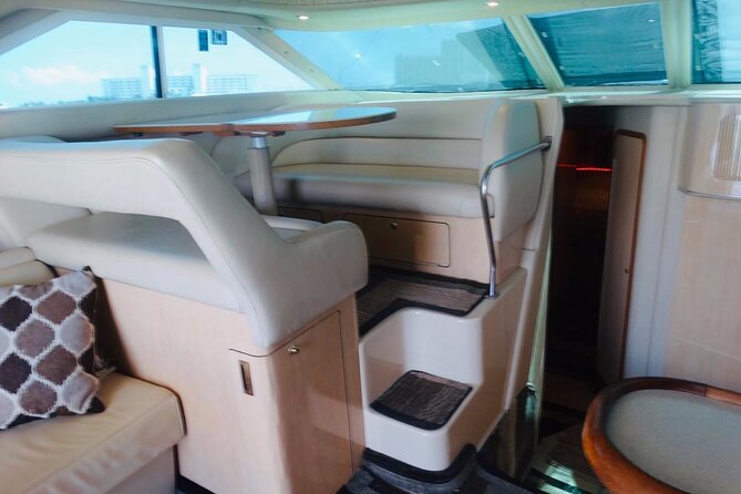 Rent a Private 46ft Yacht in Cancun - What the crew adds to the day
