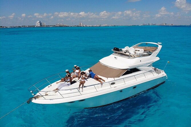 Rent a Private 46ft Yacht in Cancun - Picking the right two, four, or six-hour route