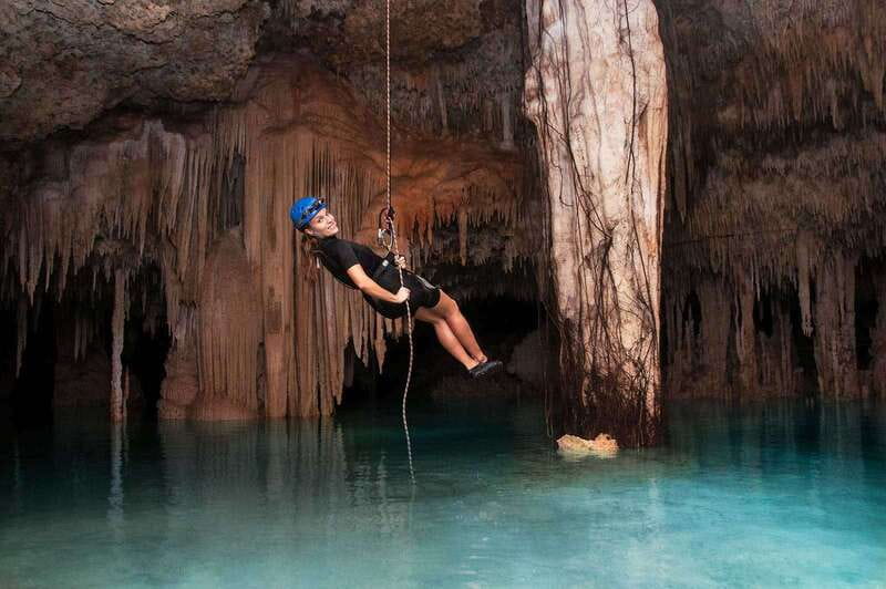 Rio Secreto Nature Reserve: Bicycle, Rappel & Ziplines Tour - The jungle bike ride and first outdoor activities
