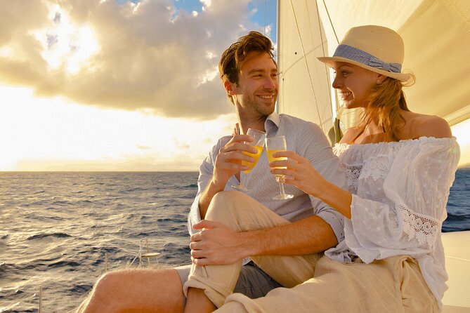 Riviera Maya Luxury Sunset Sailing plus Light Dinner and Open Bar - What the open bar actually adds