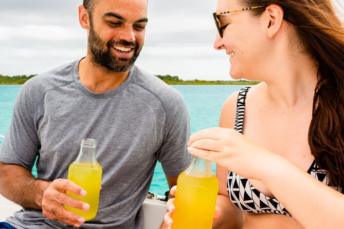 Sailing Tour through the Lagoon of the 7 Colors - Why Bacalar Lagoon is worth three hours