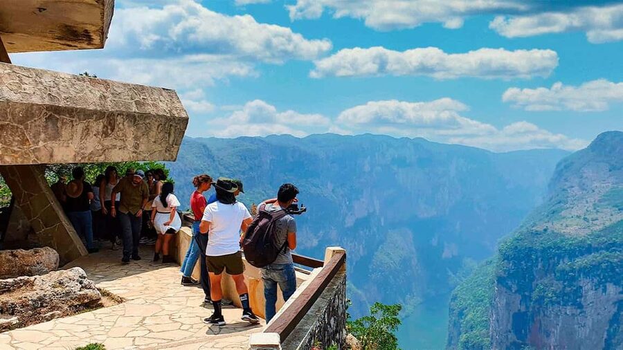 San Cristóbal: Canyon, Viewpoints & Chiapa de Corzo Tour - The viewpoints: big views, extra driving