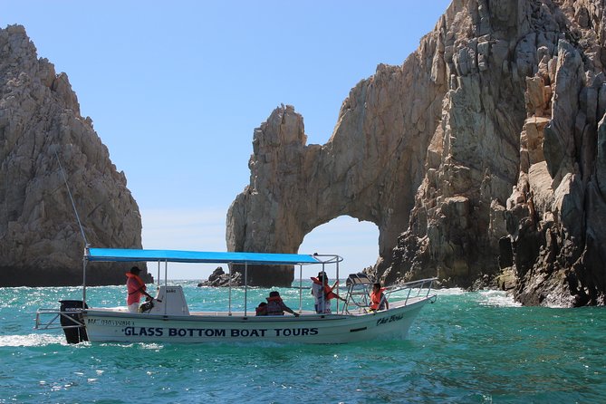 Shared ride to the arch of Cabo San Lucas - Sea lions, Neptune’s Finger, and Land’s End