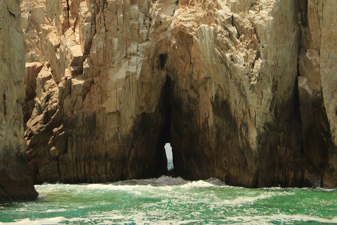 Shared Tour to the Arch of Cabo San Lucas - Why this short Cabo boat ride works