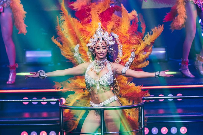 Skip the Line: Cancun Coco Bongo Regular Entrance Ticket - The Drinks Package Has Real Value, With Limits