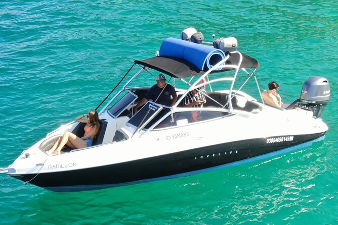 Small boat rental in cabo - Yamaha 28ft. - Boarding at Cabo San Lucas Marina