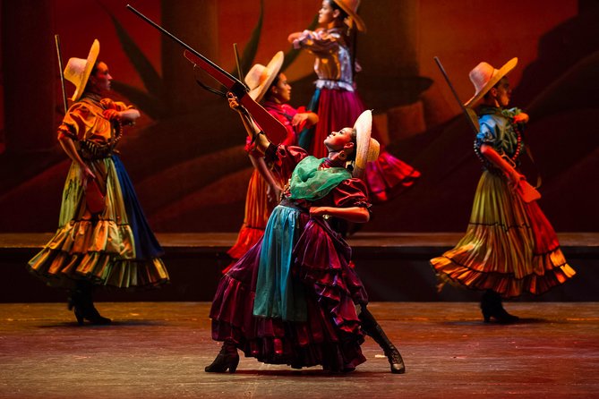 Small Group: Discover the Folkloric Ballet of Mexico - Pickup, driving, and the value of a small group