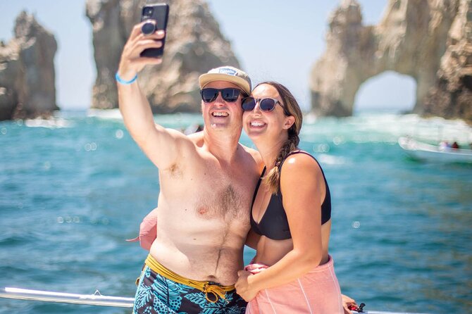 Snorkel Cruise in Los Cabos - Playa de los Amantes and El Arco