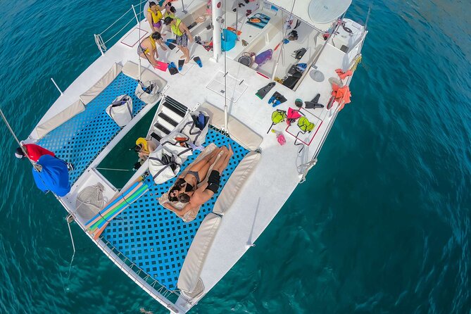 Snorkel Cruise in Los Cabos - Lunch on the return journey