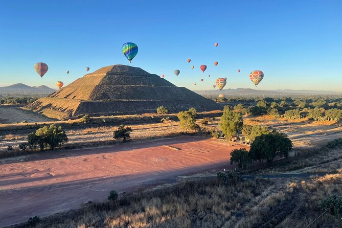Sunrise Balloon Flight over Teotihuacan and Breakfast in Cueva - Key Points Before You Book