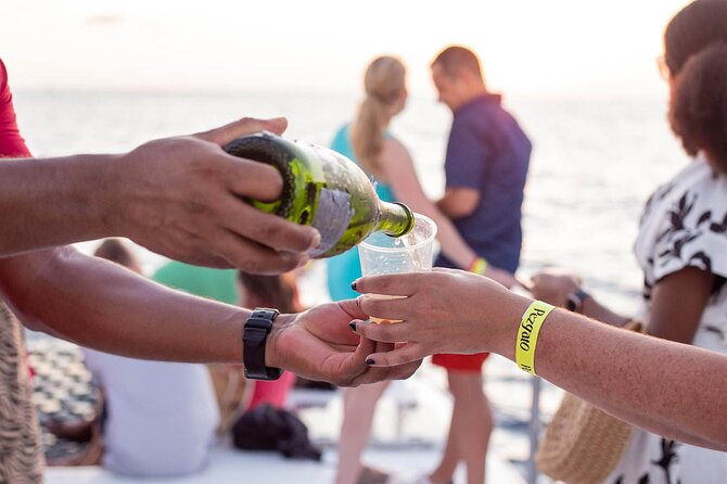 Sunset Cruise in Los Cabos with Jazz and Wine - Sunset on the Pacific Side