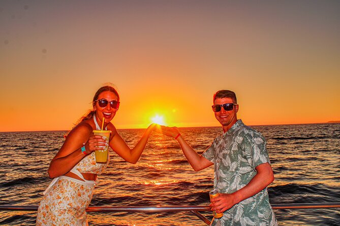 Sunsets and Whales Mega Yachts ALL INCLUSIVE: Puerto Vallarta - Practical details that can save your evening