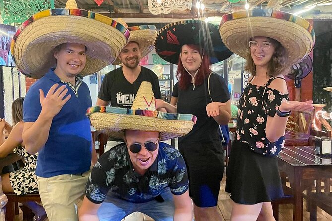 Tacos Y Marquesitas Tour Cancún - The first taco stop, where locals buy dinner
