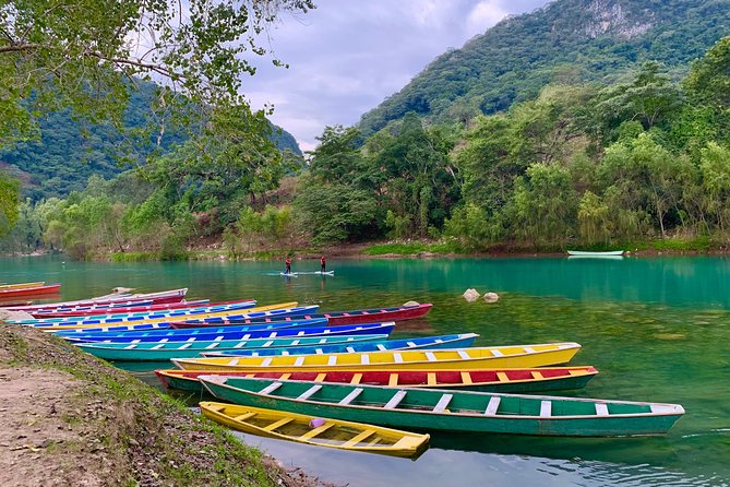 Tamul waterfall and water cave on a wooden canoe - From Ciudad Valles to the Tampaón River