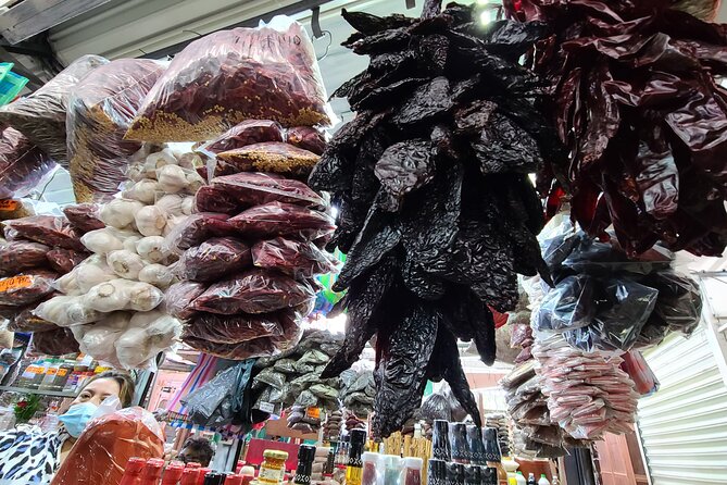 Taste of the Yucatan: Merida Cooking Class and Market Visit - How the group size and social side affect the day