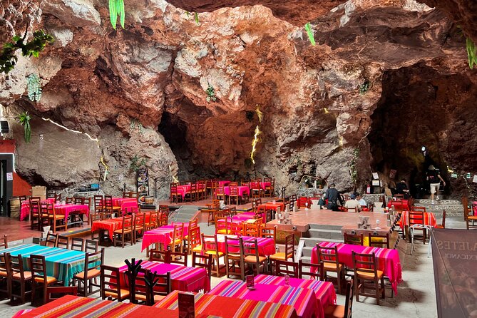 Teotihuacán 3 Pyramids Tour with Cave Breakfast + Transportation - Key points at a glance