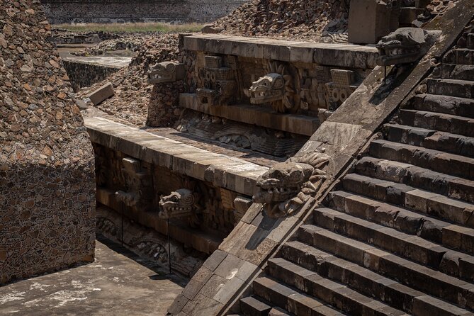 Teotihuacán 3 Pyramids Tour with Cave Breakfast + Transportation - Walking the Avenue of the Dead and the Sun and Moon pyramids