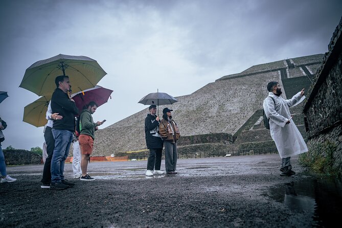 Teotihuacán 3 Pyramids Tour with Cave Breakfast + Transportation - Morning pickup and the drive from Mexico City